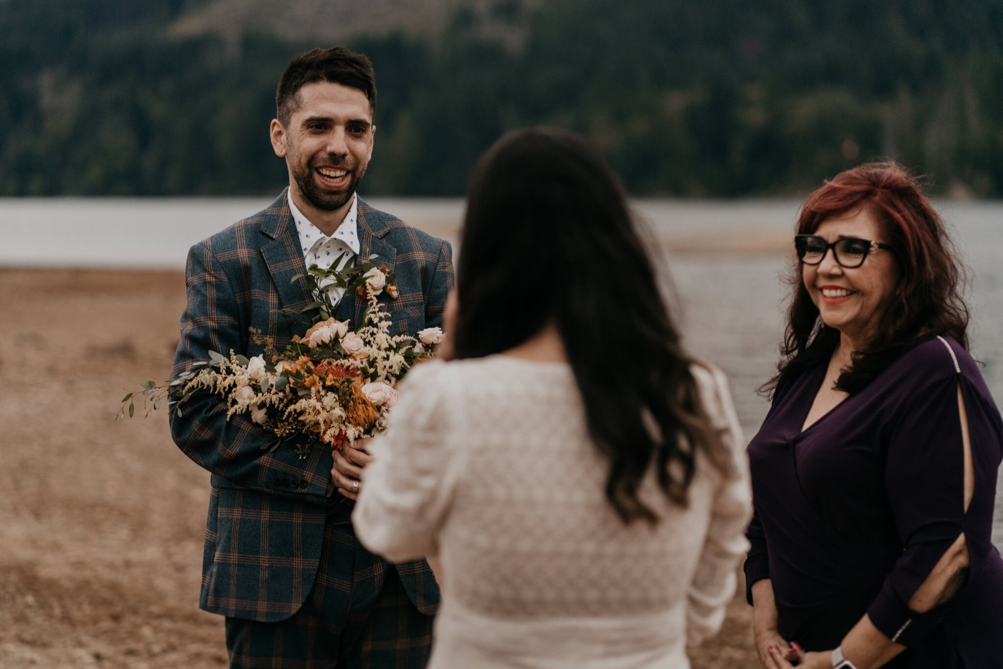 Olympic-National-Park-Elopement-Lake-Cushman-48.jpg