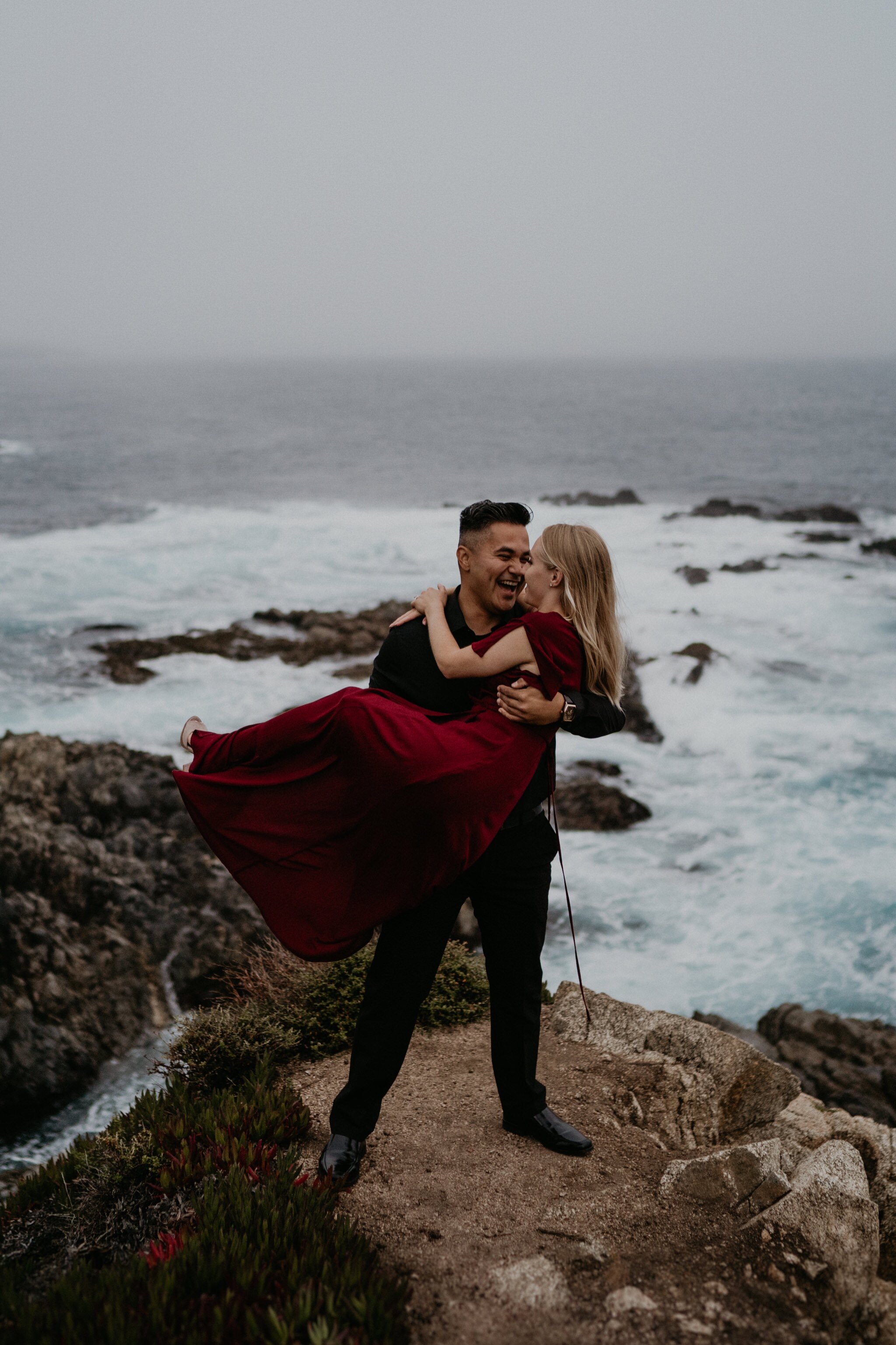 Moody and Foggy Big Sur Engagement Session