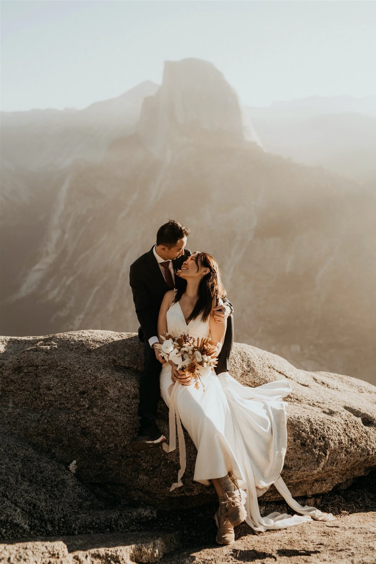 Glacier Point elopement at yosemite