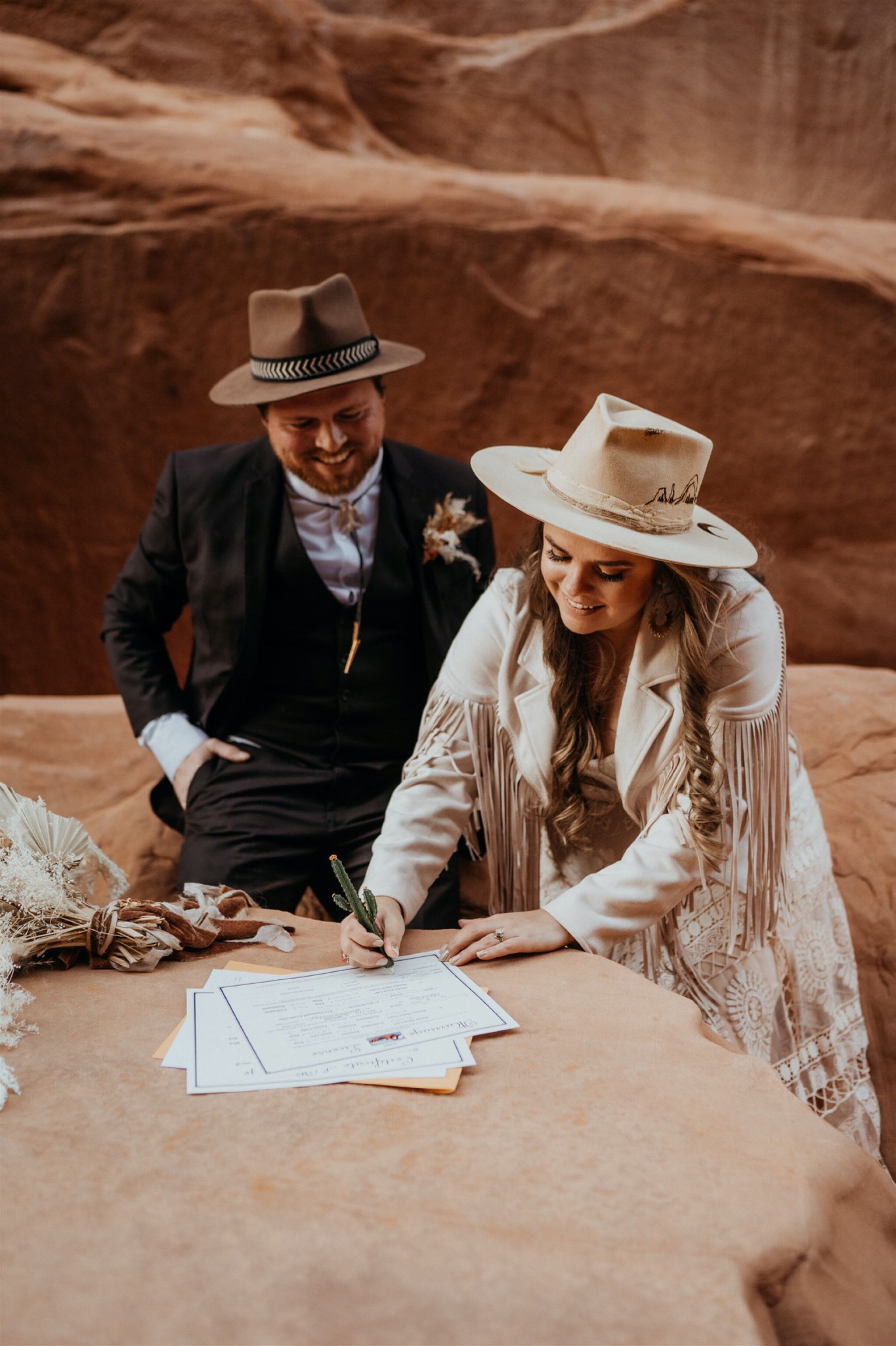 Moab-Adventure-Desert-Elopement-97.jpg