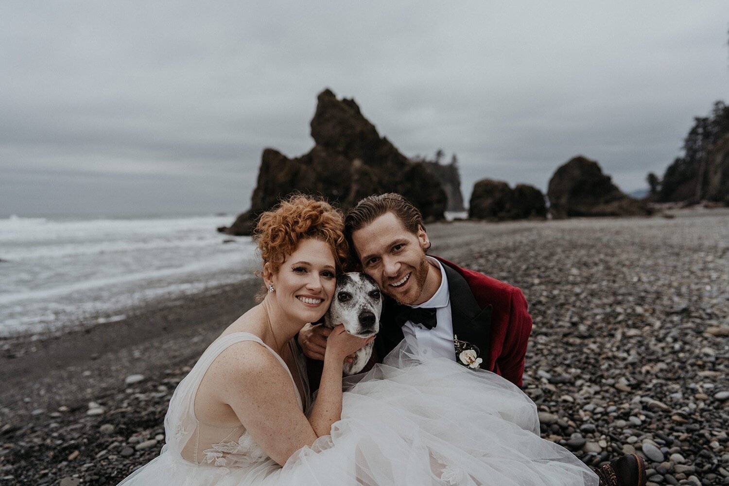 Beautiful-Winter-Elopement-in-Olympic-National-Park's-Hoh-Rainforest-80.jpg