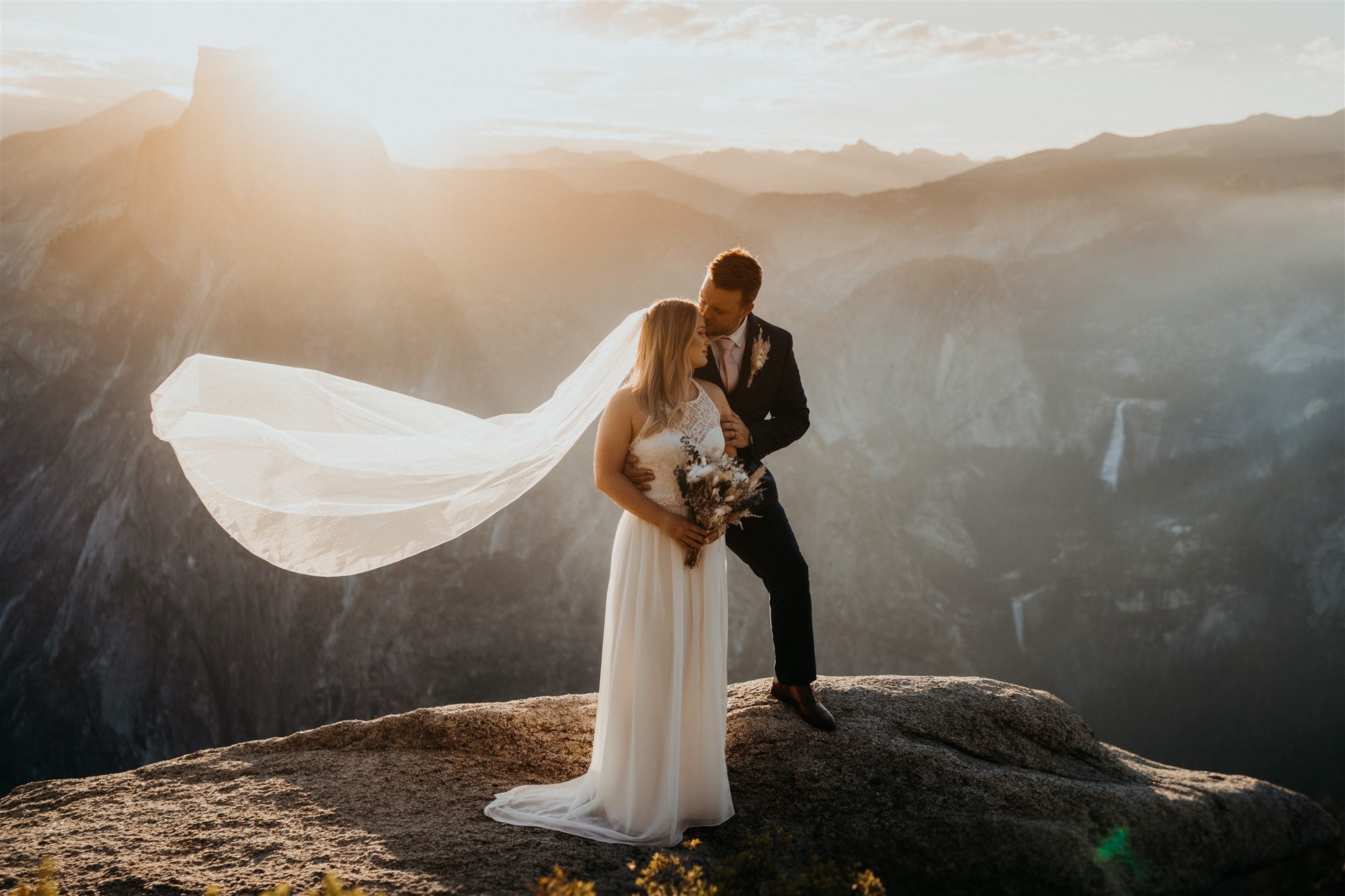 The-Sweetest-Yosemite-National-Park-Adventure-Elopement-With-Pets-25.jpg