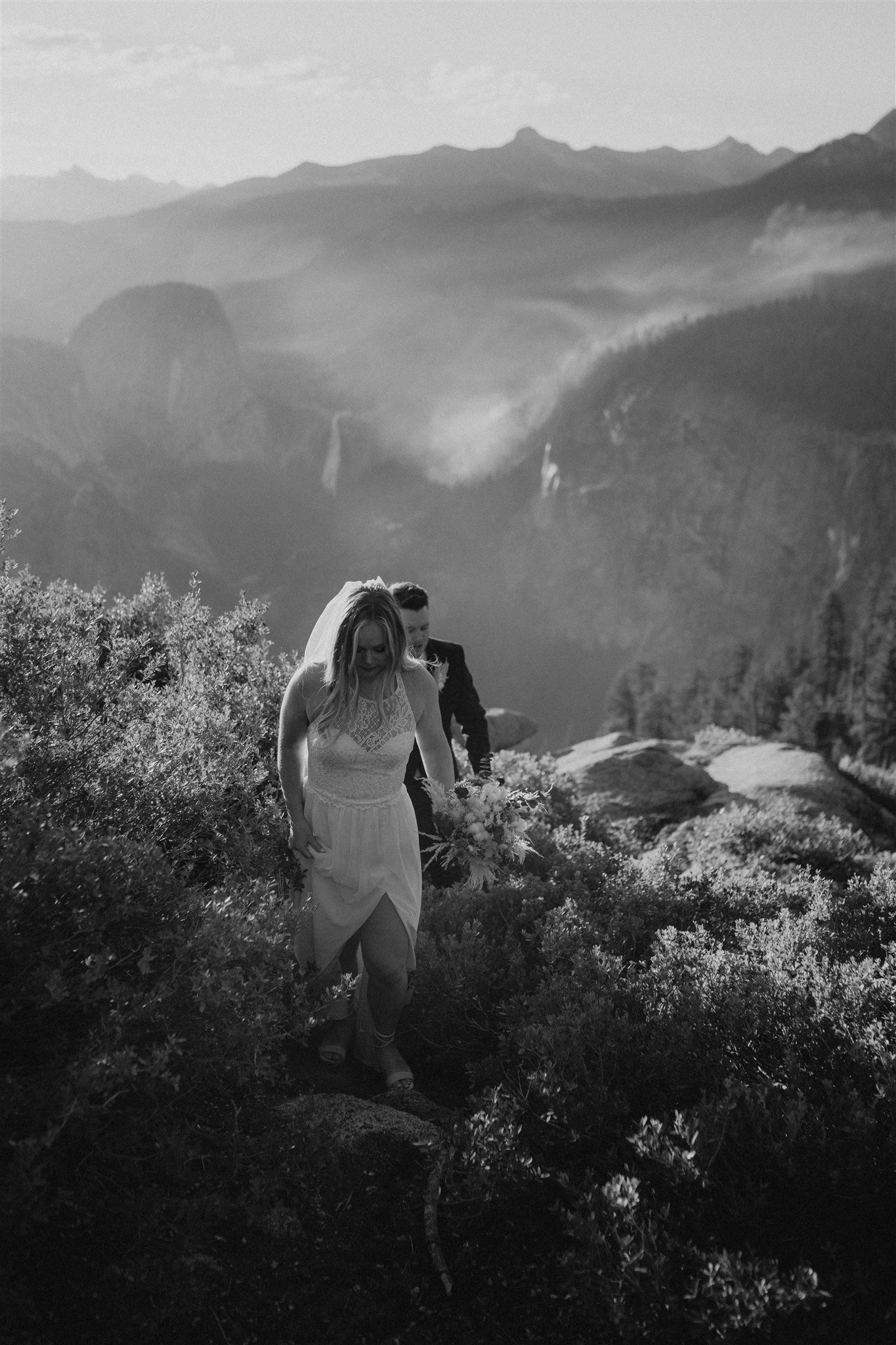 The-Sweetest-Yosemite-National-Park-Adventure-Elopement-With-Pets-27.jpg