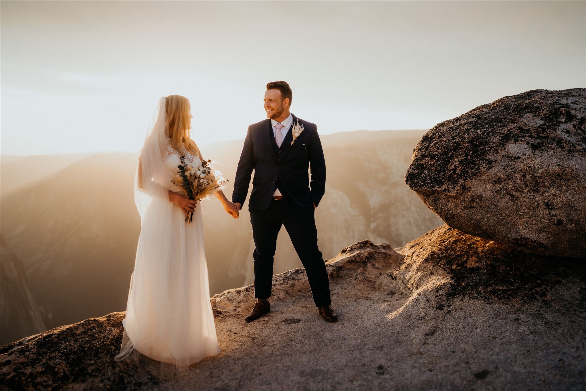 The-Sweetest-Yosemite-National-Park-Adventure-Elopement-With-Pets-88.jpg