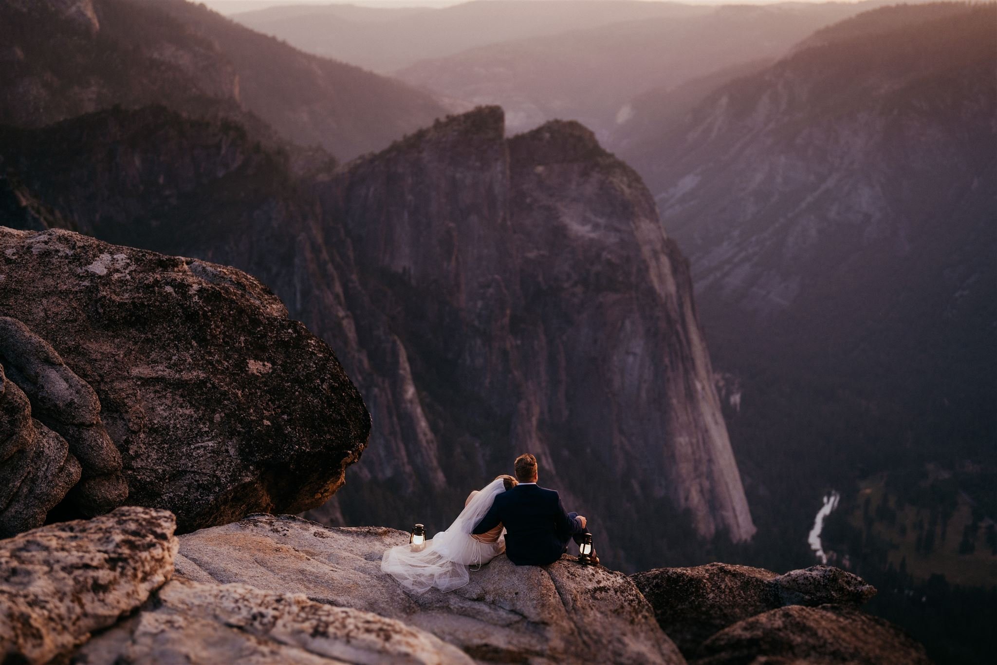 The-Sweetest-Yosemite-National-Park-Adventure-Elopement-With-Pets-92.jpg