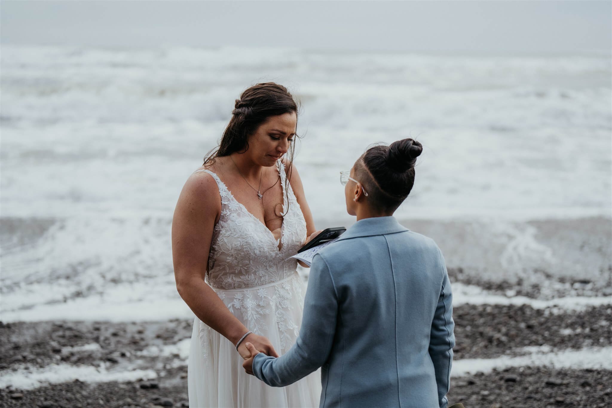 Brides exchange private vows at Ruby Beach elopement