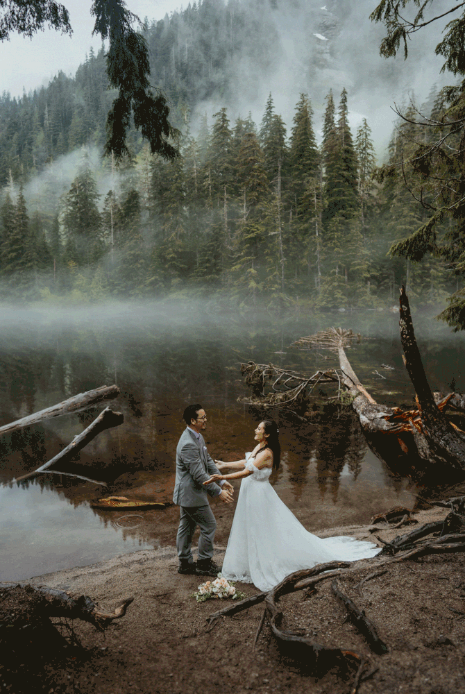 Bride and groom kiss at North Cascades elopement ceremony