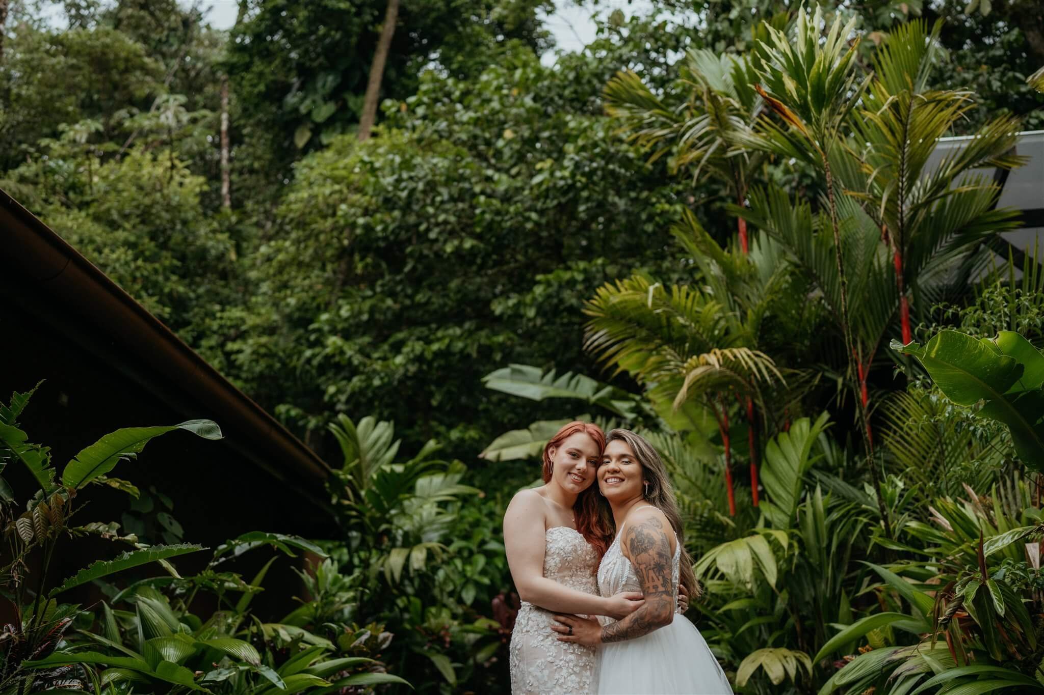 Wedding portraits in the rainforest in Costa Rica