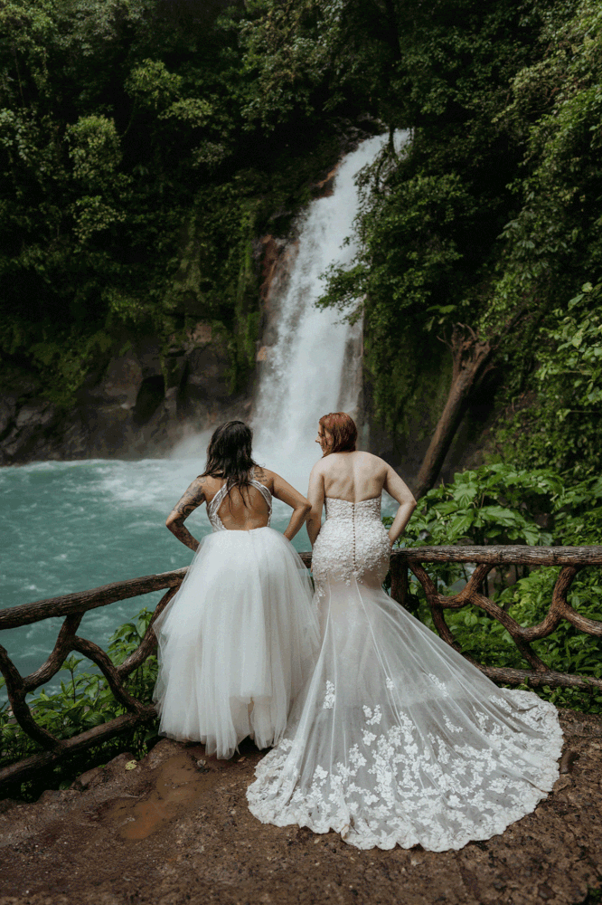 Wedding portraits at destination wedding in Costa Rica