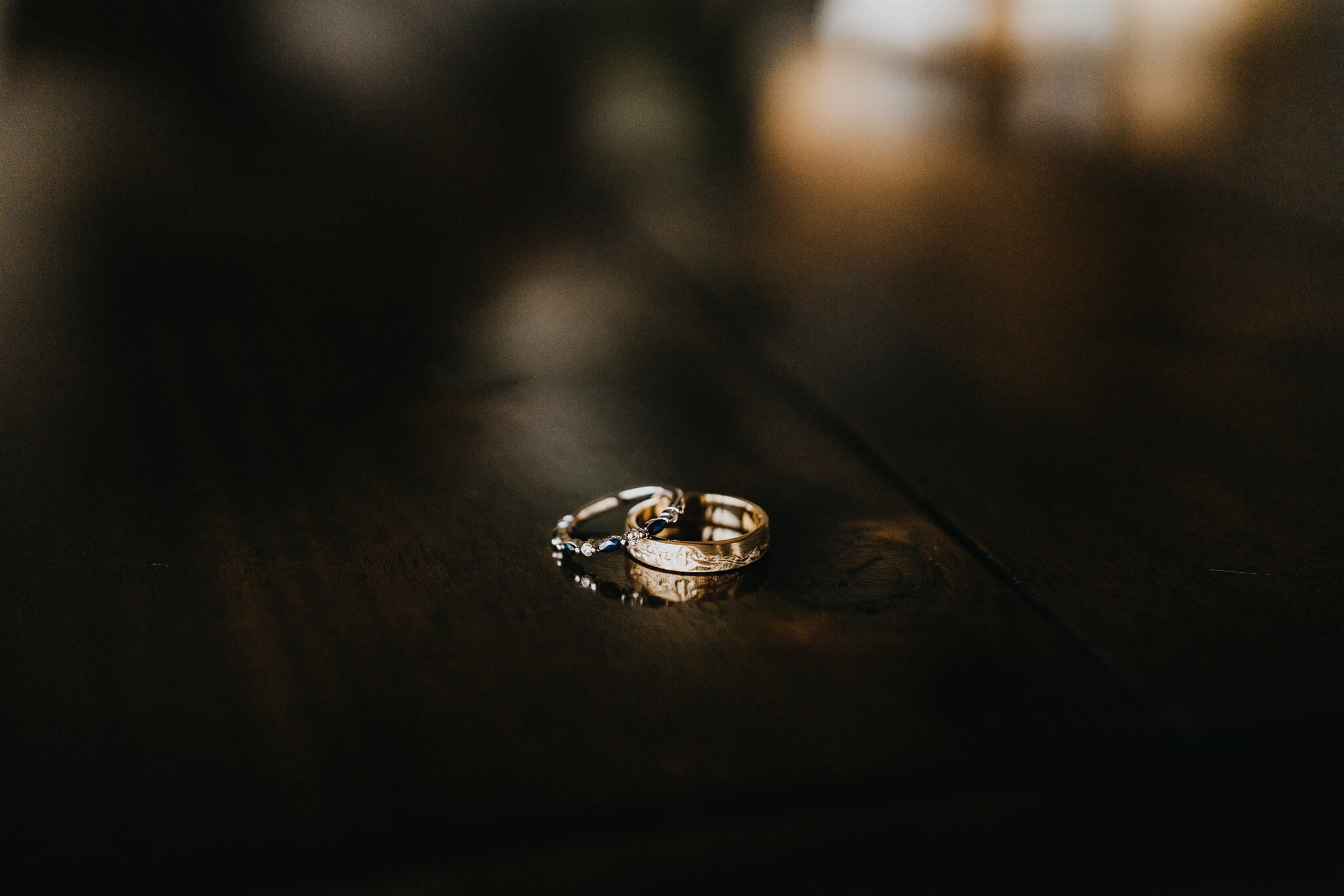 Intricate gold wedding bands 