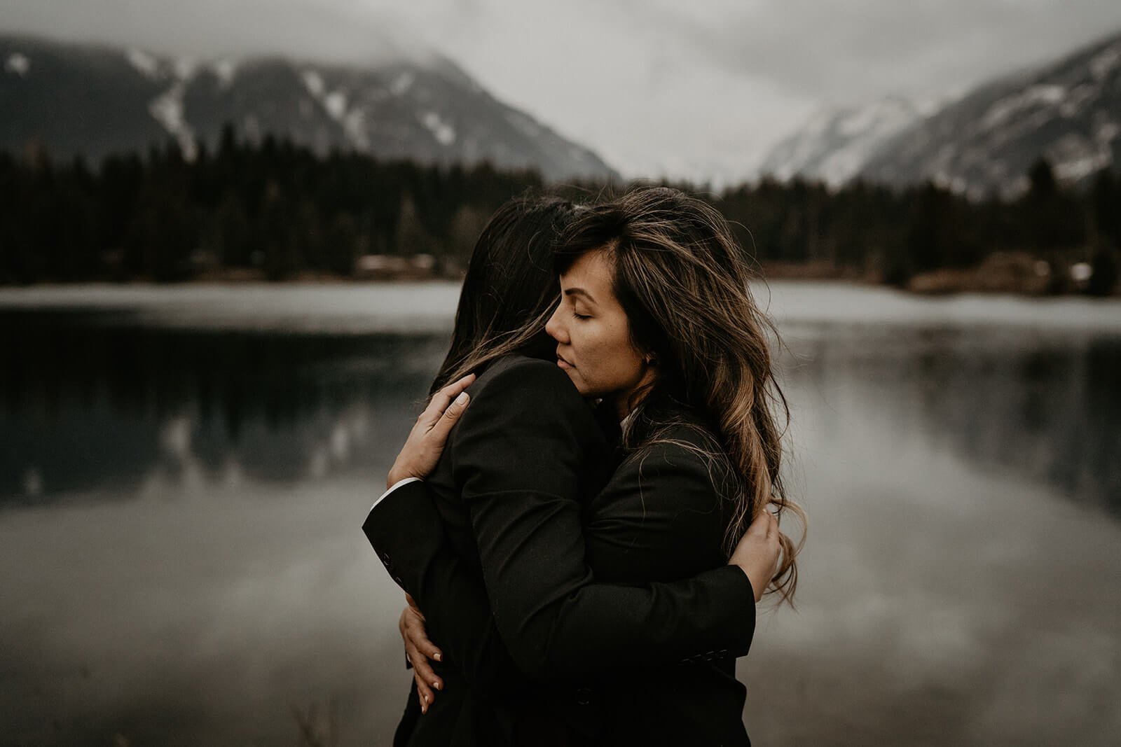 Gold Creek Pond engagement photos with same sex couple