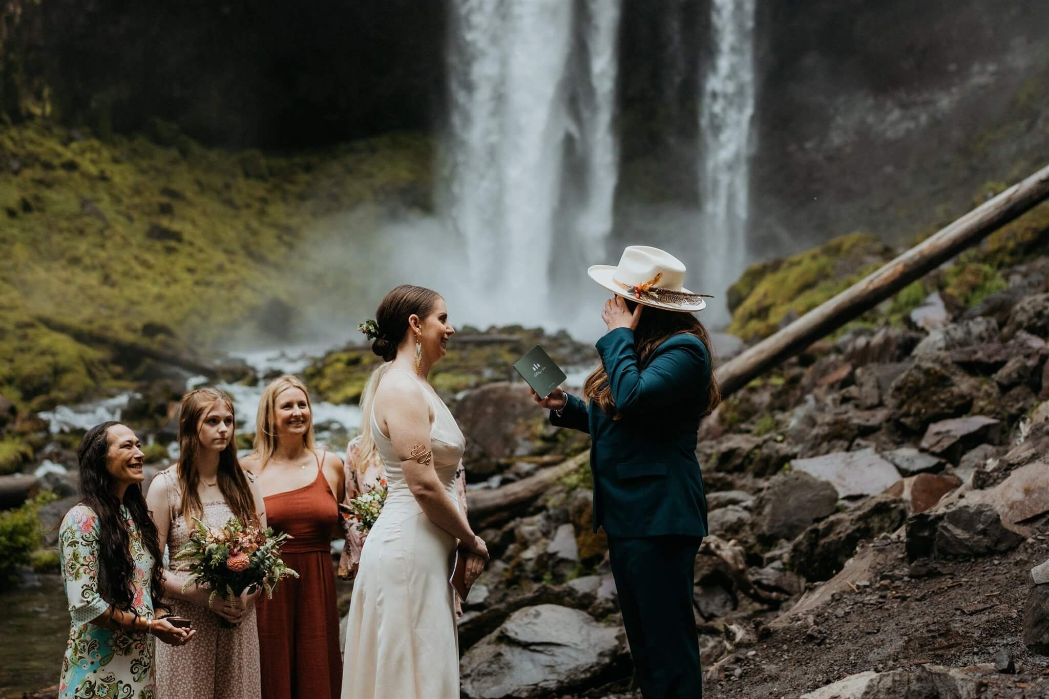 Waterfall elopement ceremony at Mt Hood 