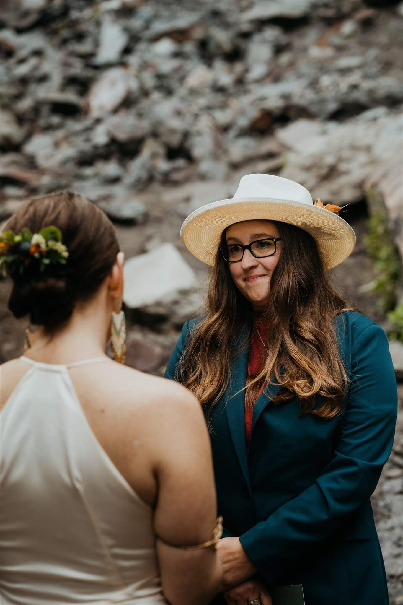 Brides exchange vows at Mt Hood elopement