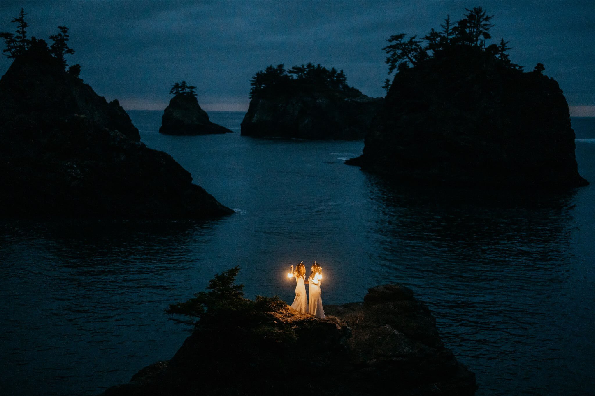 Sunset portrait photos at two day wedding on the Oregon Coast
