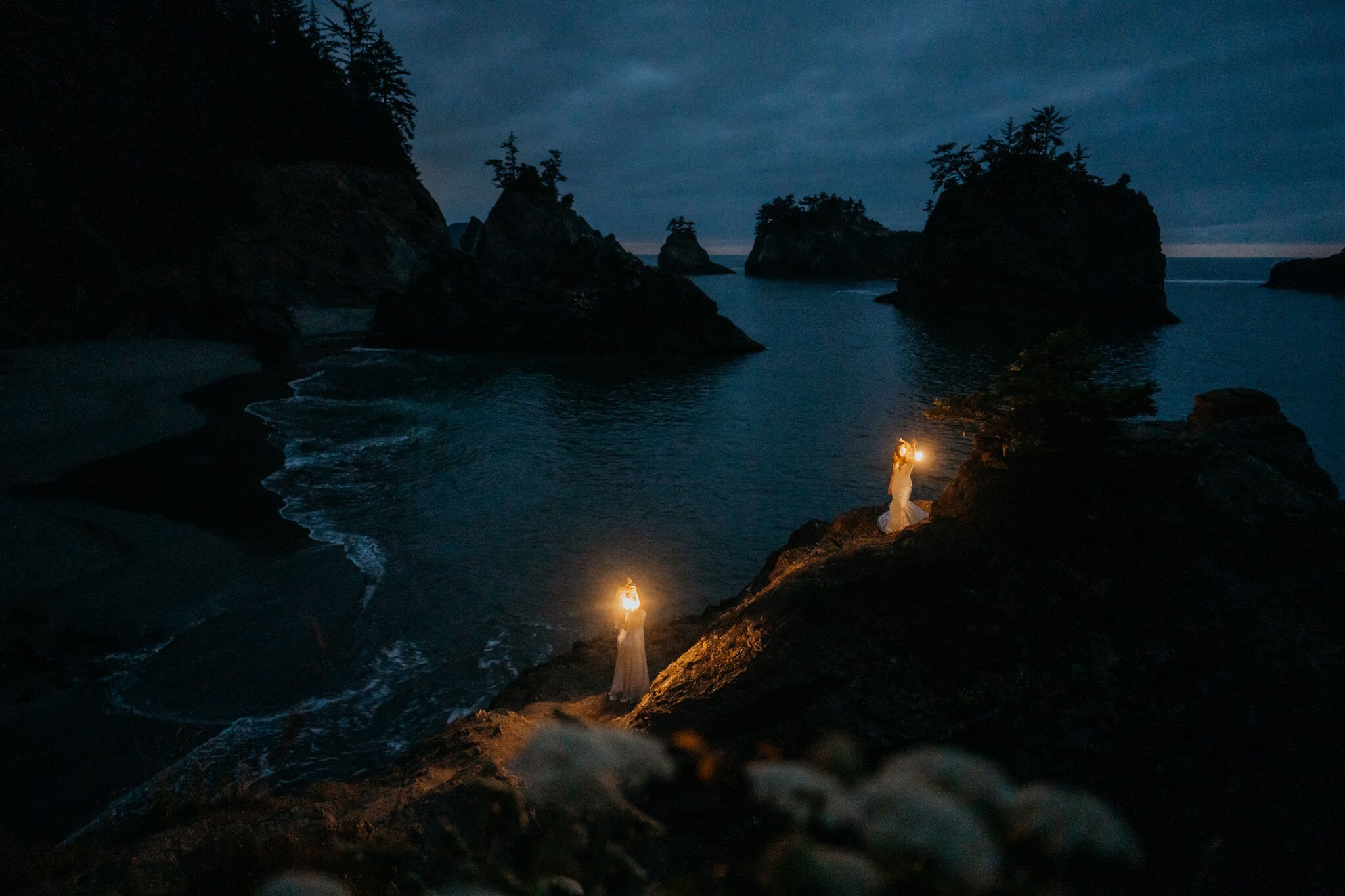 Sunset portrait photos at two day wedding on the Oregon Coast