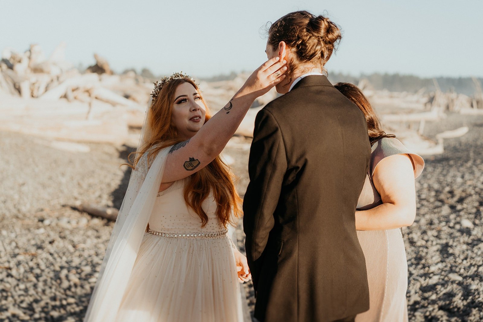 Outdoor wedding ceremony during elopement at Rialto Beach