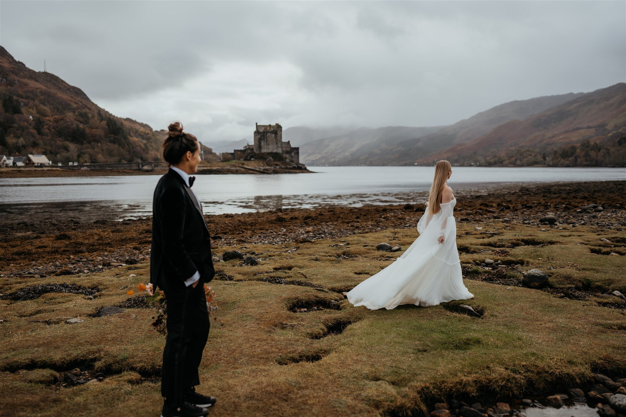 Bride elopement photos on the Isle of Skye