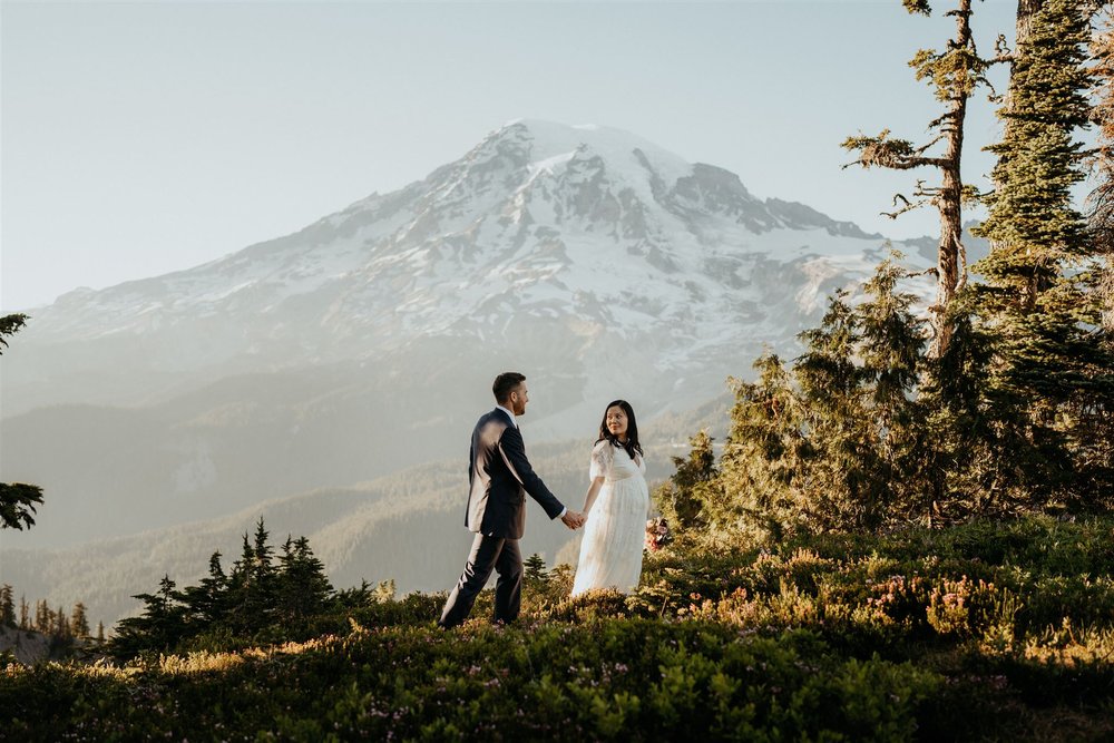 Best Places To Elope In Washington: Mount Rainier National Park