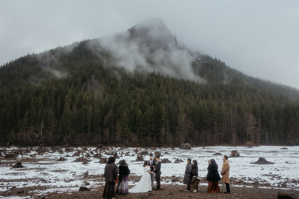Best Places To Elope In Washington: Snoqualmie Pass and Central Cascades