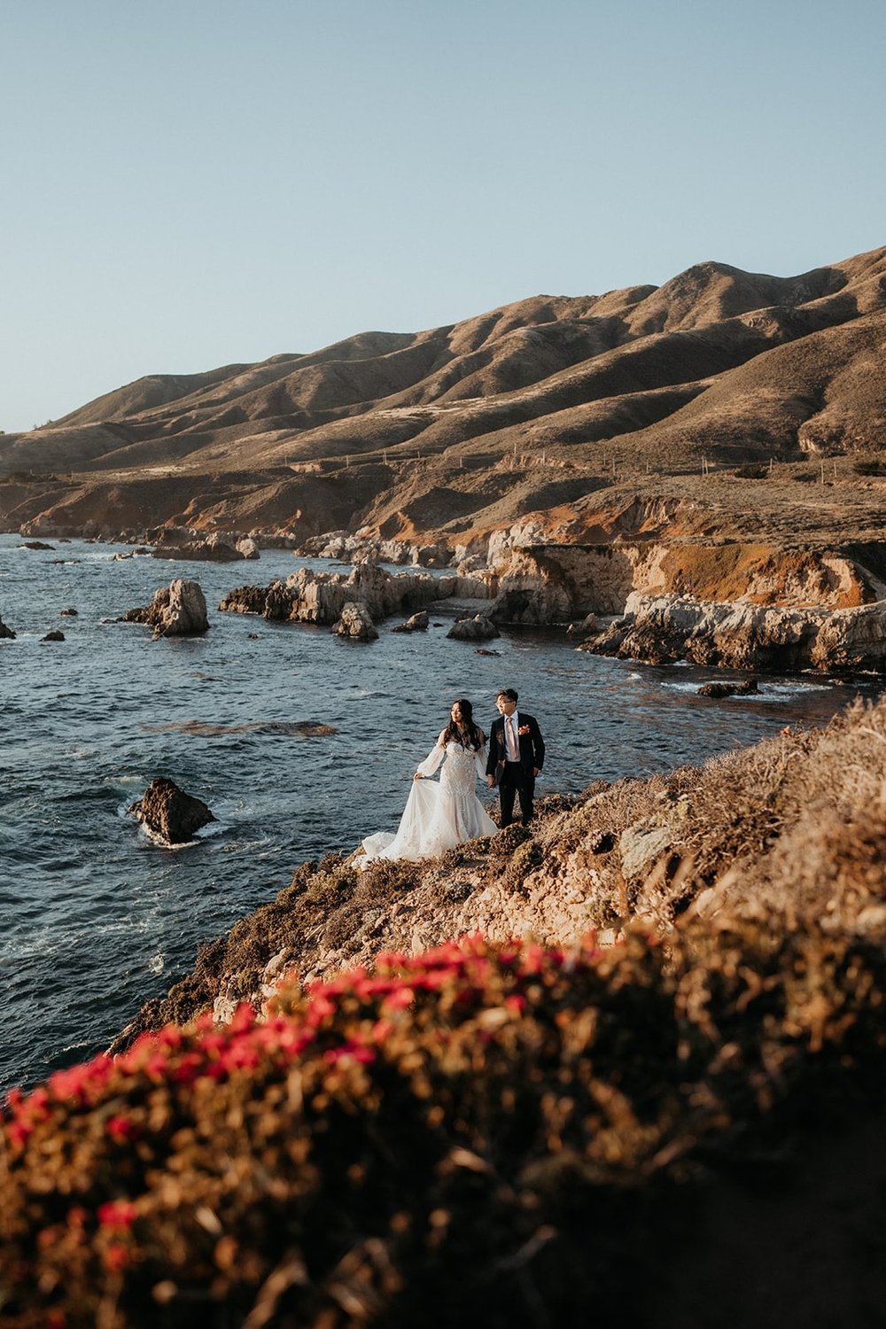 Big Sur elopement photos with bride and groom