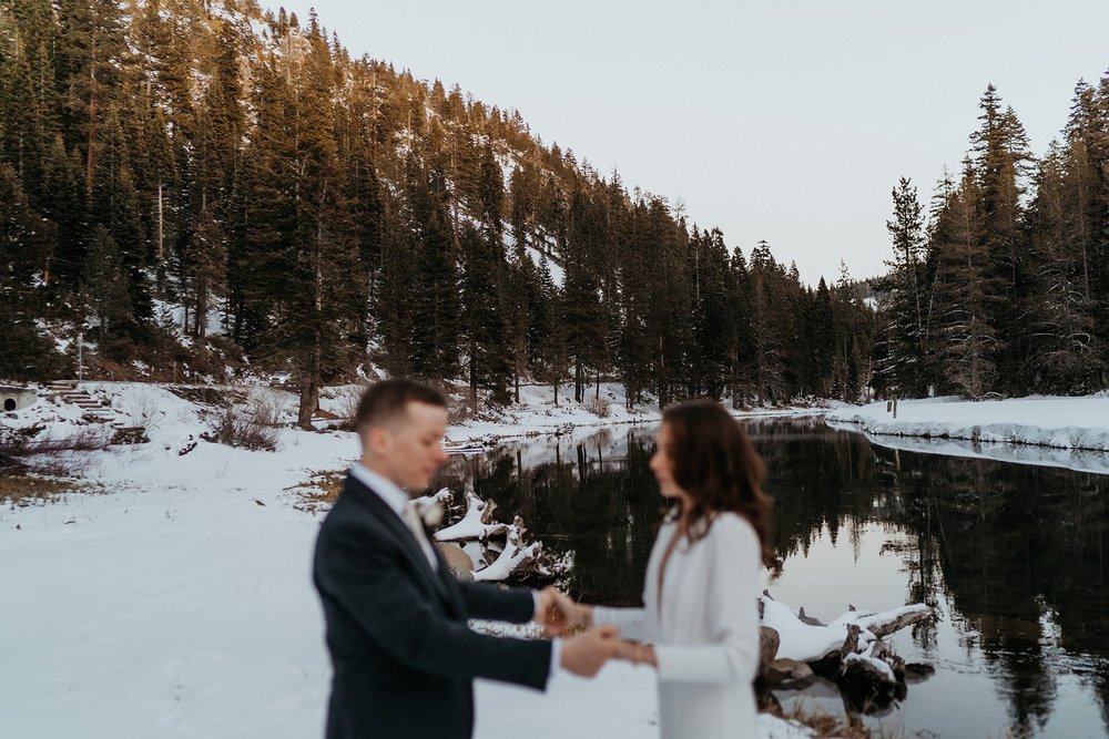 California winter elopement at Lake Tahoe