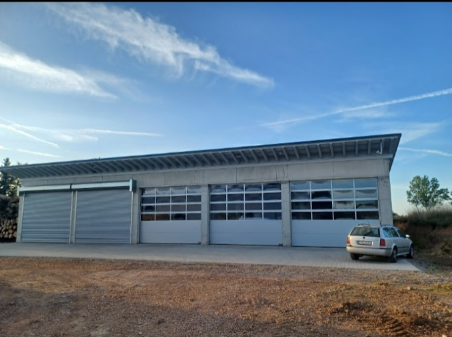 Firmenhalle Tiefenhäusern