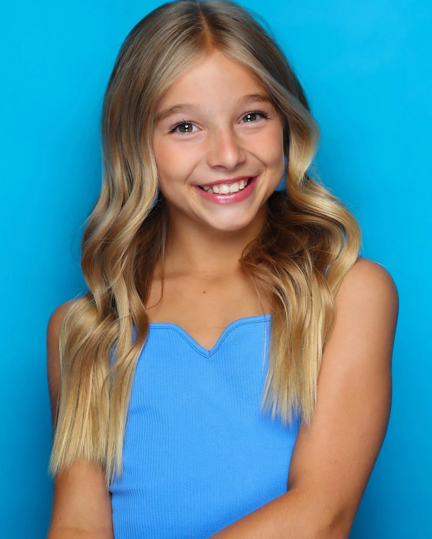 A few headshots out of over 700! 
Thank you @nadsnicola &amp; @jebbelarcelifestyle for shooting new photos for every MVA. How cool that they were able to shoot monochrome just like the Velocity Faculty!
💙💜🩷&hearts;️🧡

#ceventpics #photography #he