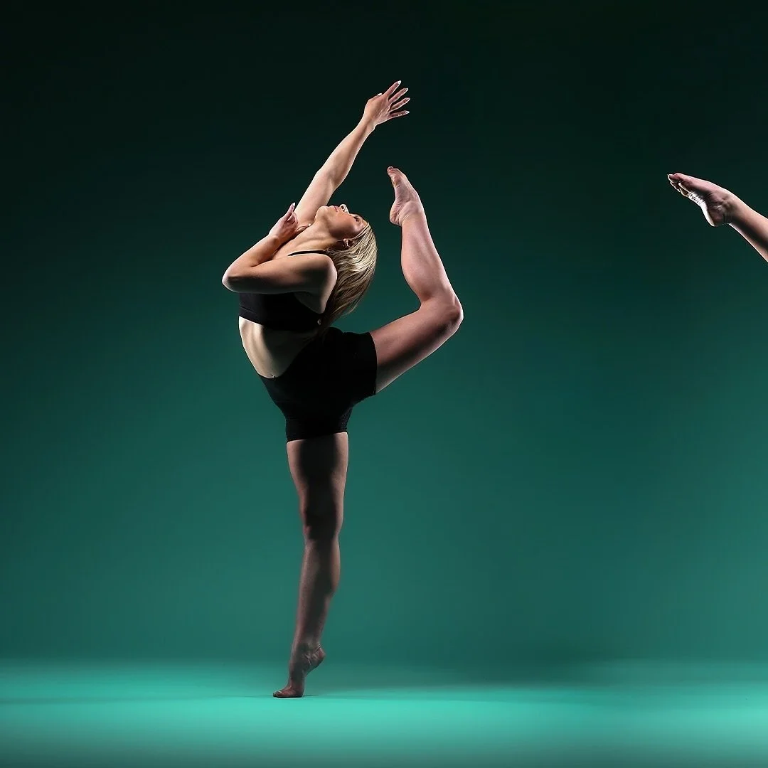 A stunning carousel of @imharleedawn at @thedanceconnectionbend 👏

#ceventpics #dancephotography #studiophotography #dancestudio #dancerphotography #canon