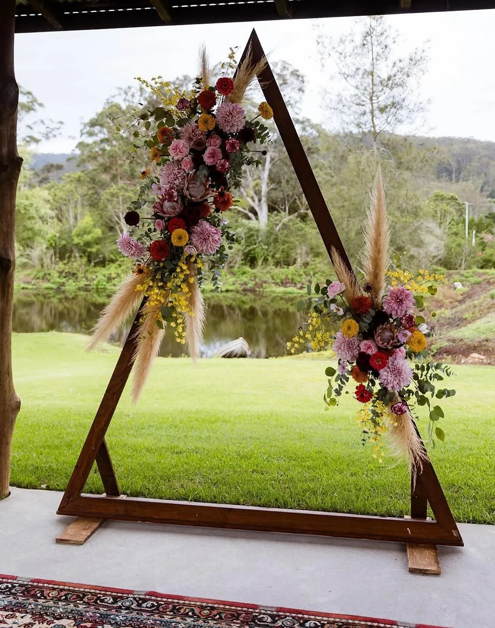 F A R M S T A Y . 👌🏻

Captured by Andresandco and coordinated/styled by @bubbles_and_bouquets x