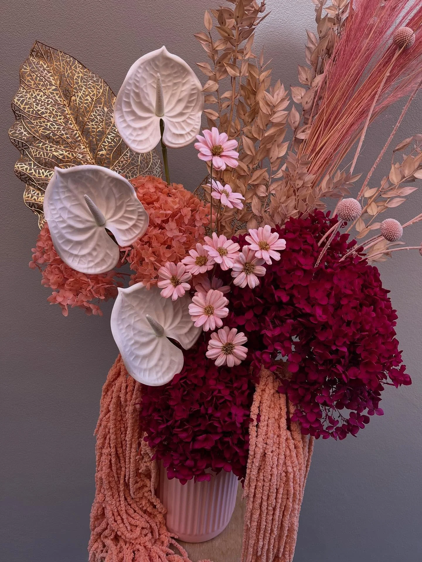 P E A C H Y . P A L M S . 🍑🌴

Always a pleasure creating for Nic &amp; the ladies at @peachypalmsbeauty 💕 in the most beautiful space 🤩