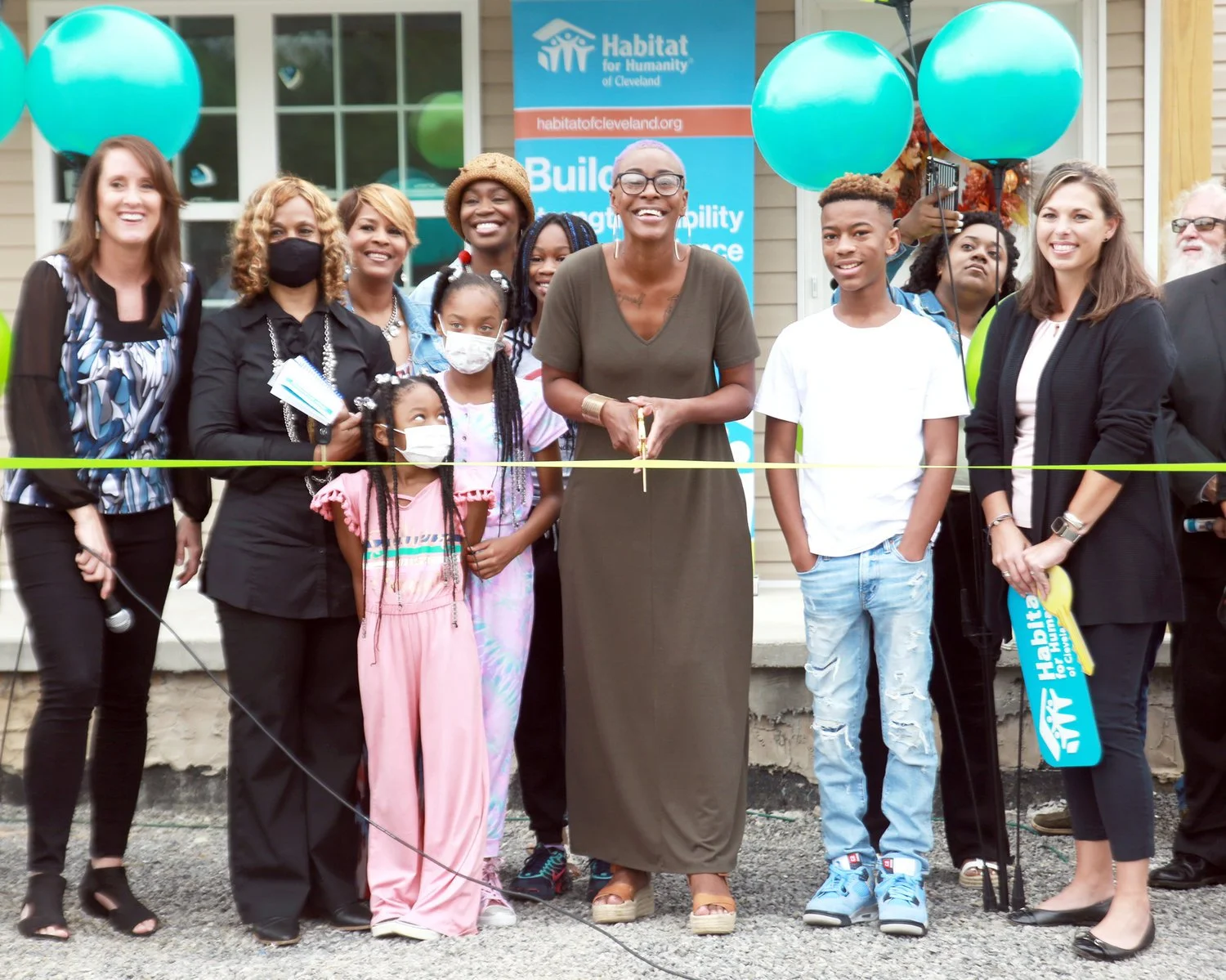 KEREA AND KYREECE WESTFIELD GET A 'WELCOME HOME!'