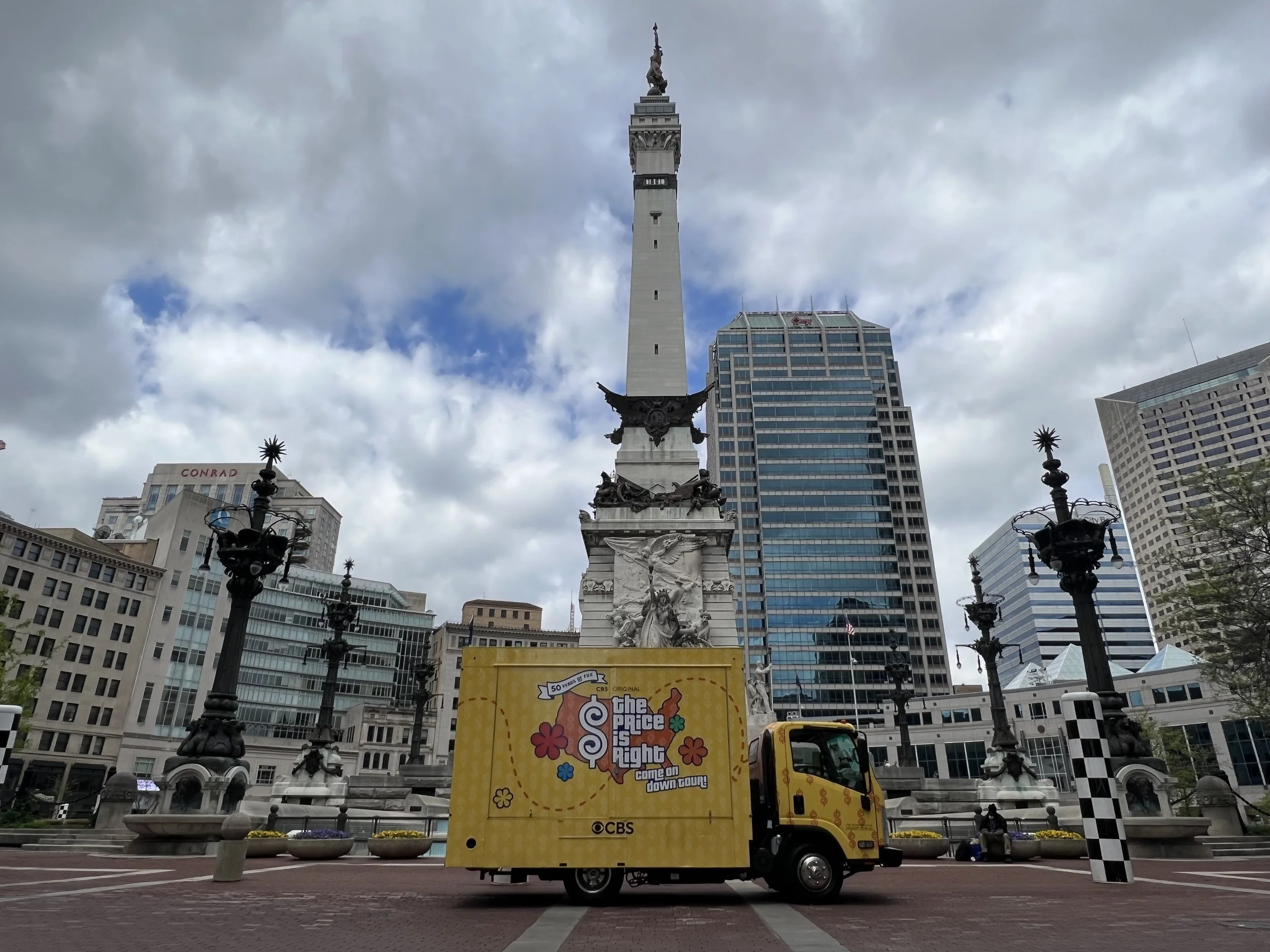 MKG_COME ON DOWN TOUR ICON STOP_#36_MONUMENT CIRCLE.jpeg