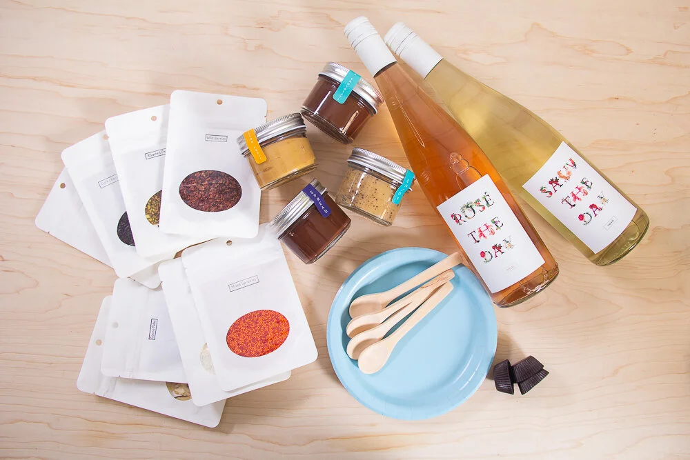 Chocolate and wine pairing - 2 wines + 4 jars of chocolate