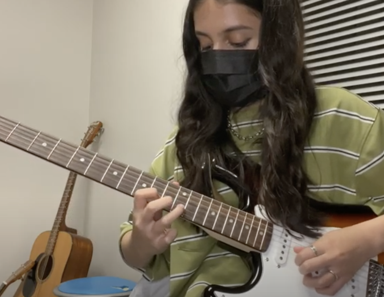 Maya "Hotel California" guitar solo!
