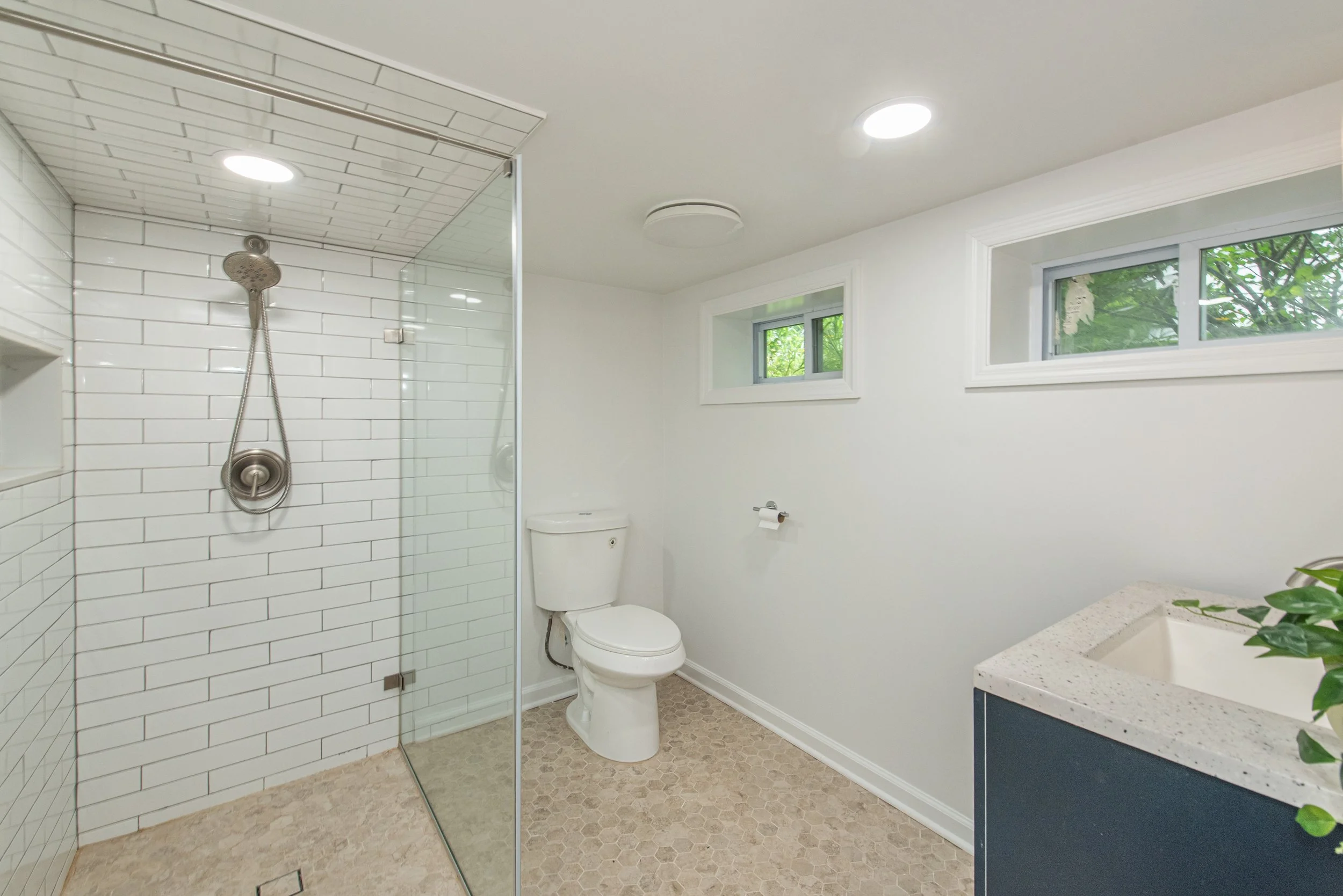 26 Full bath in finished basement.jpg
