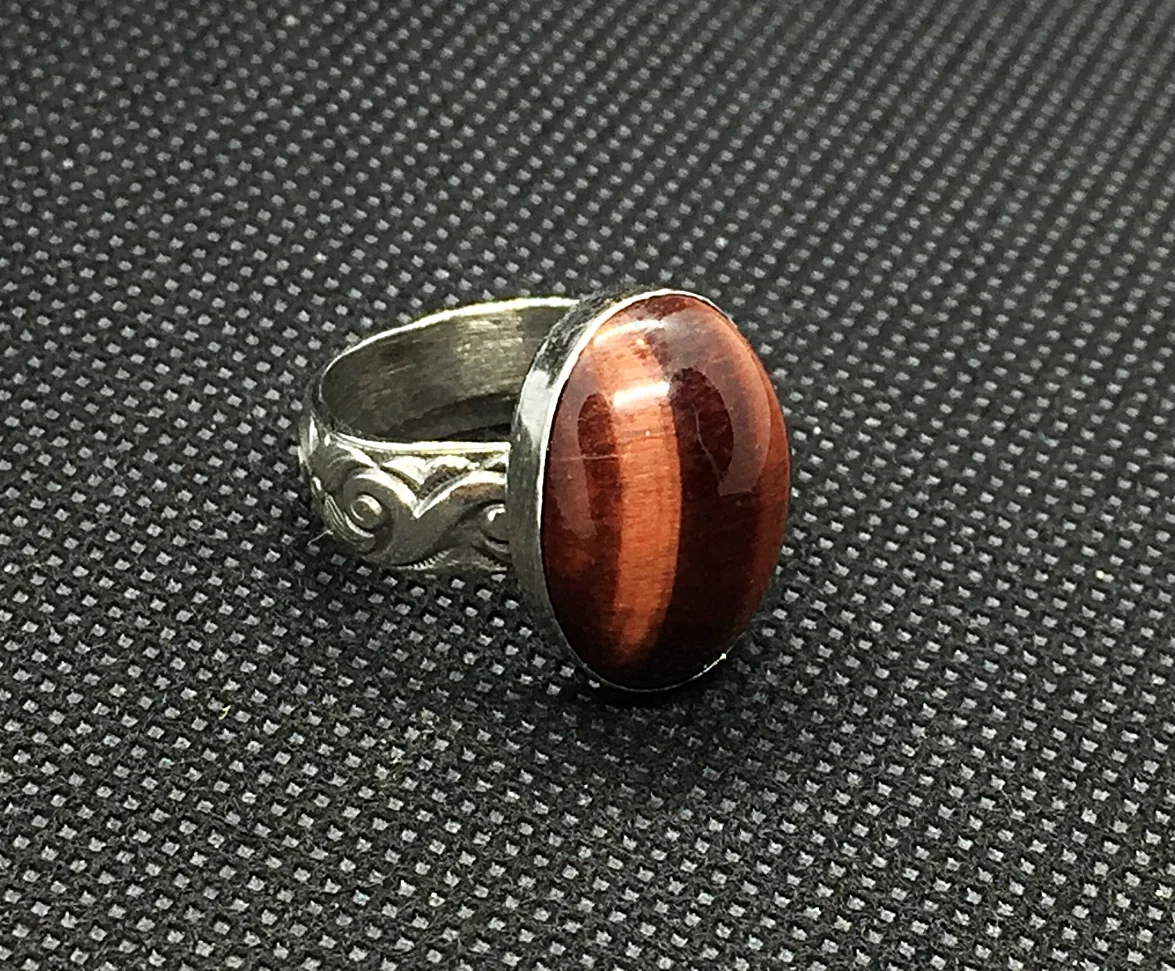 Tiger's Eye Bezel Set with Floral Band (Size 6)