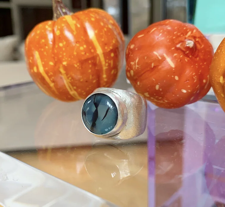 Dragon Vein Agate Signet Ring (Size 9)