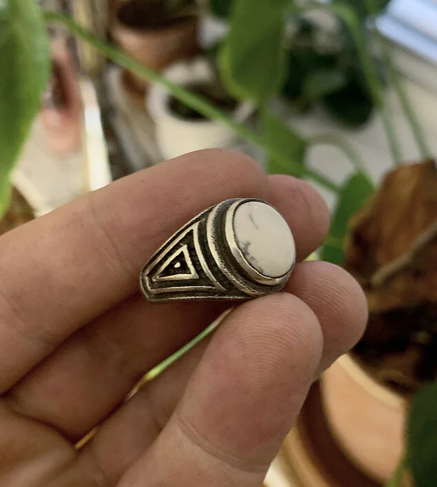 Textured Howlite Ring (Size 8)