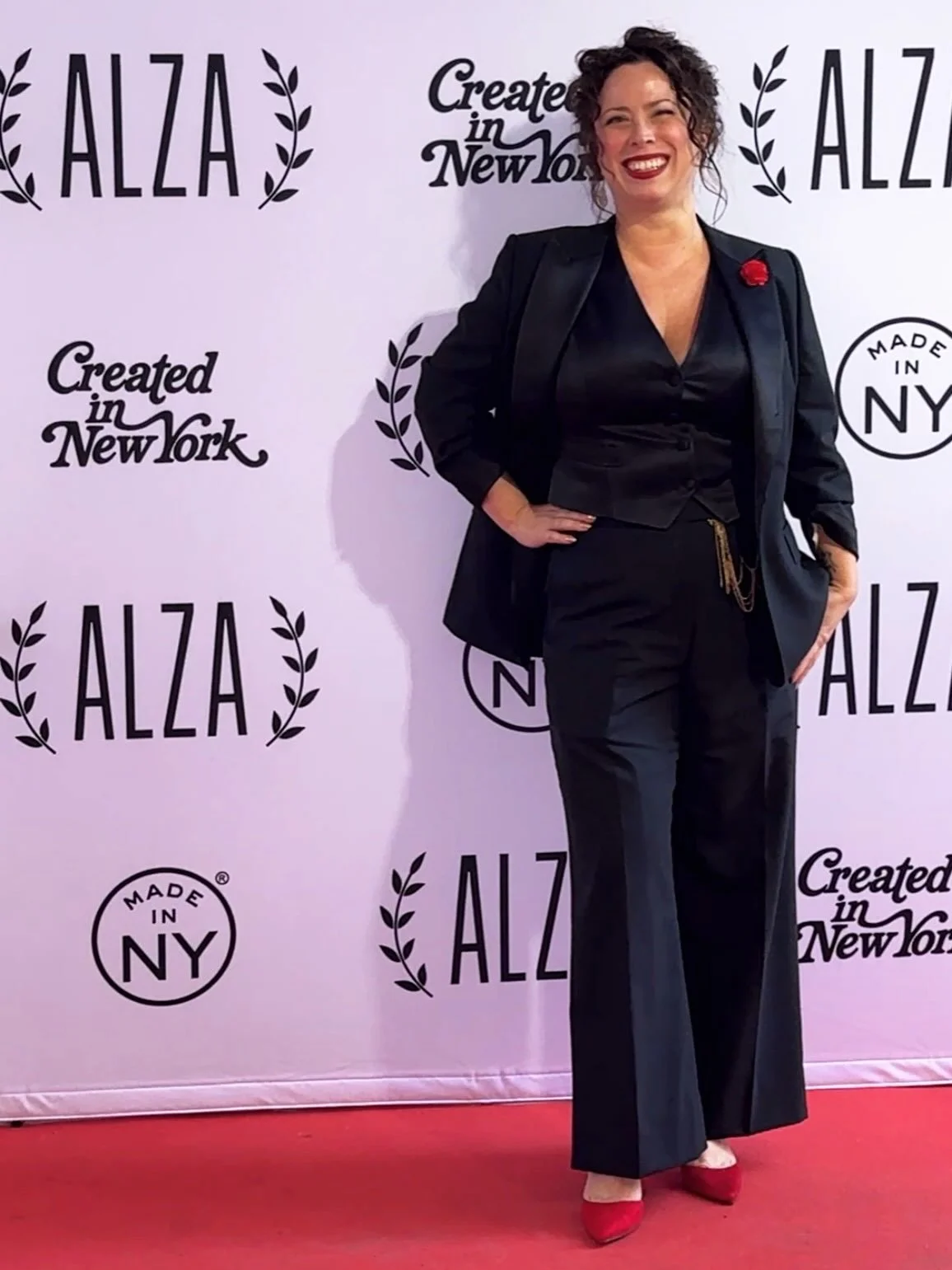 Still smiling from spending last weekend sharing the world premiere of my short documentary Spirited Ladies at the @alzafestival ! 

Let&rsquo;s have a minute for the suit! Dreamed up by me and illustrated in colored pencils and then made real by @mr