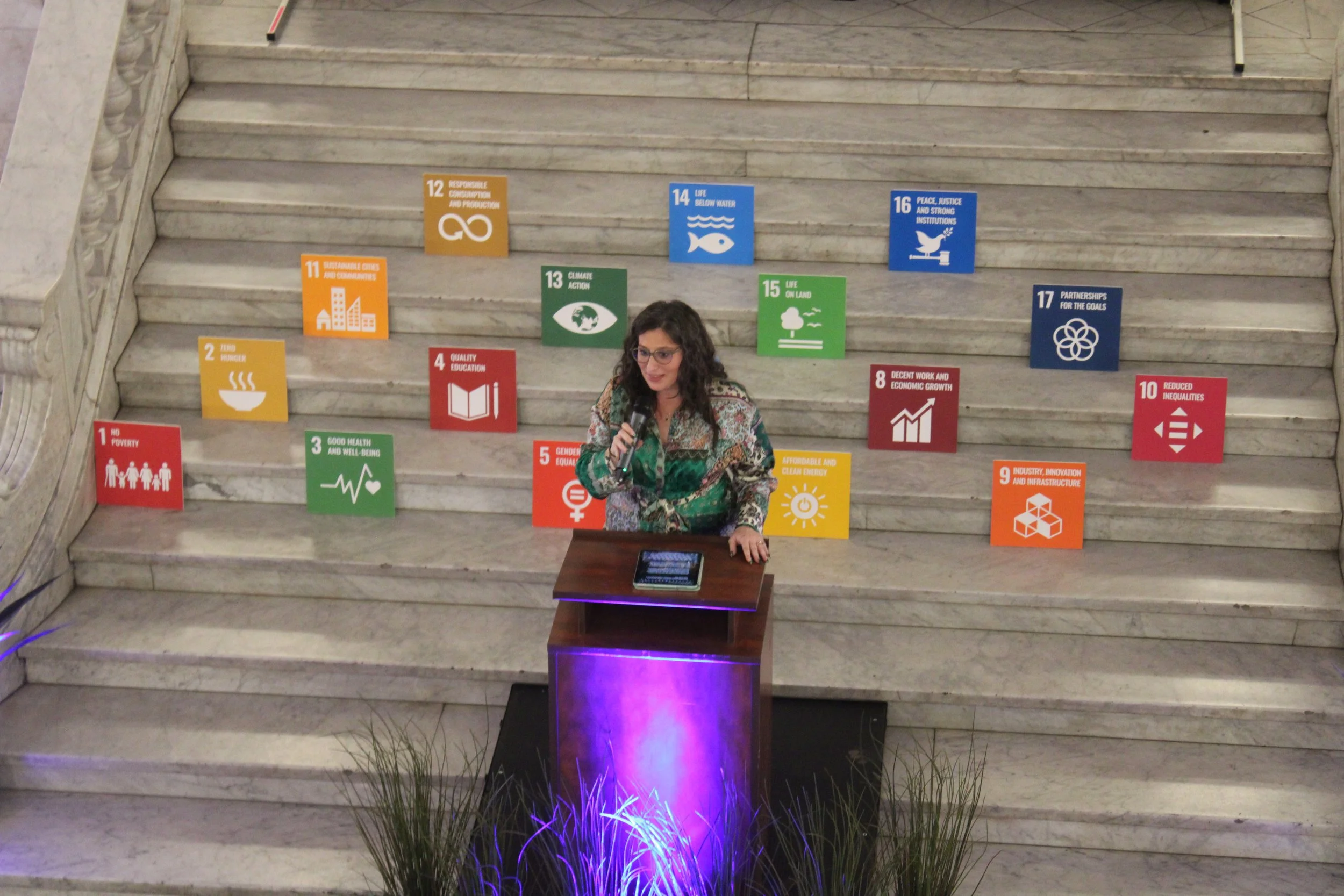 Megan Green the President of the St. Louis Board of Aldermen giving a speech at the UNA_USA Event