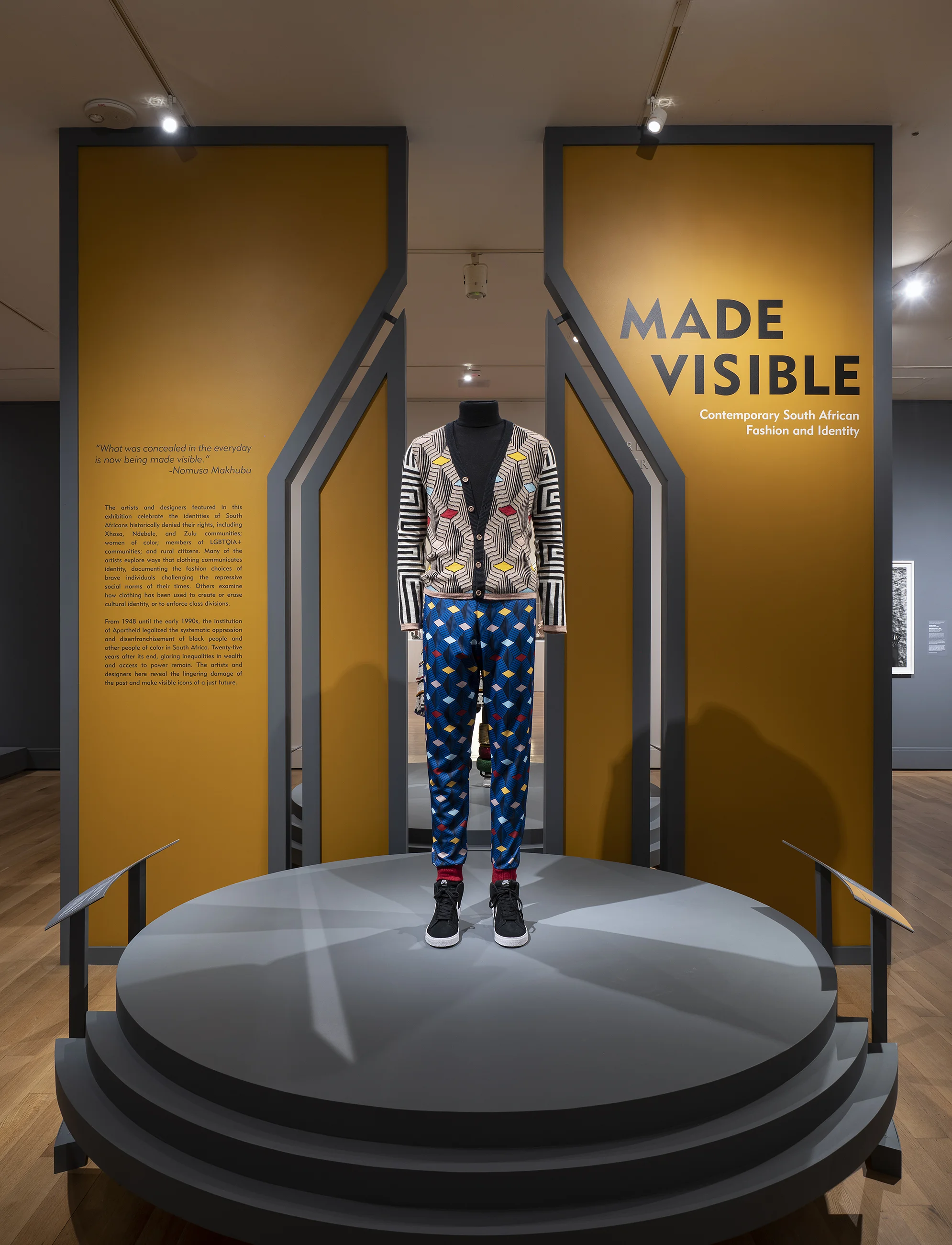 SC398831-sm.jpg
