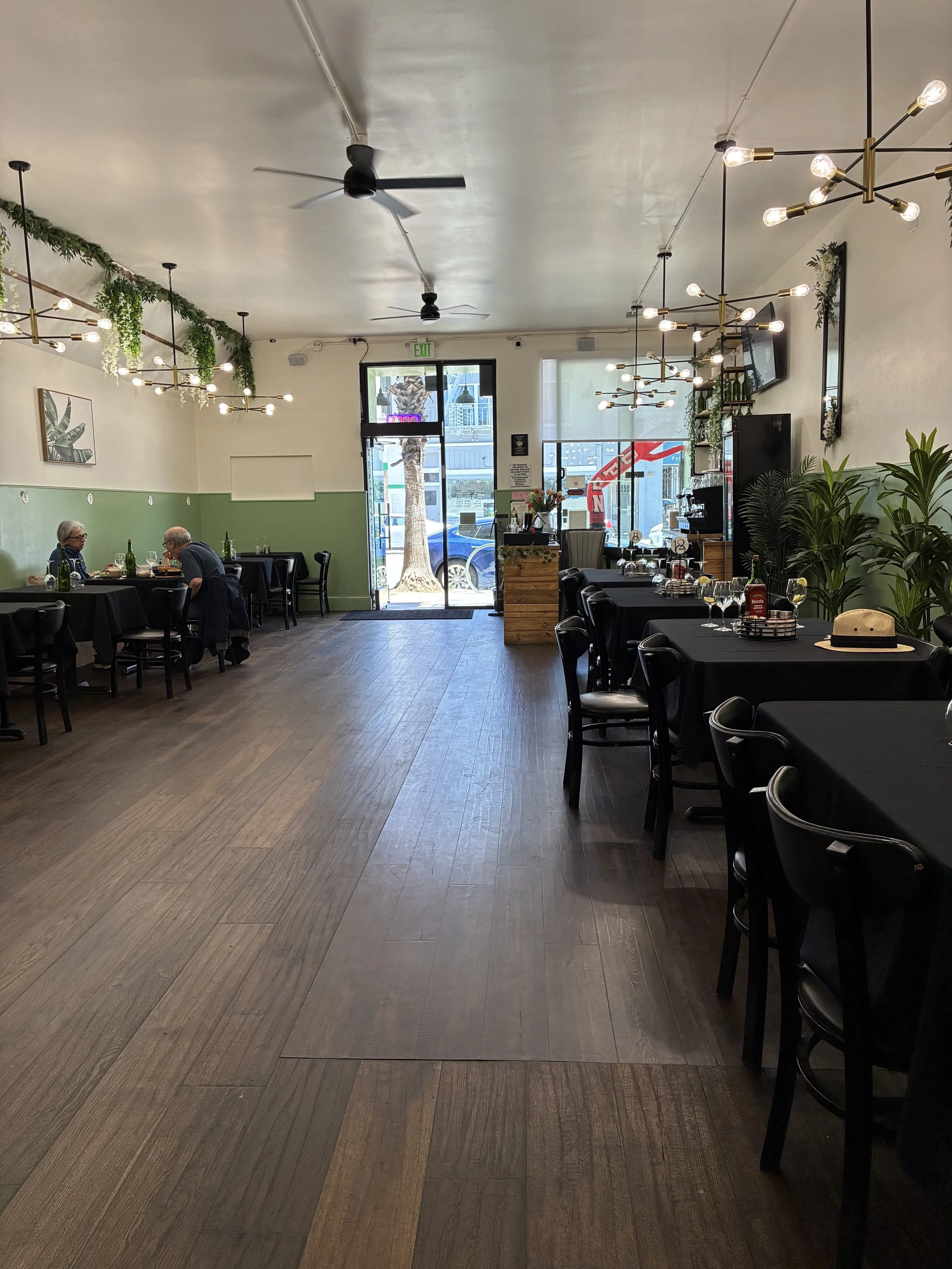 Restaurant For Sale | $85,000 | Oasis Fusion Kitchen