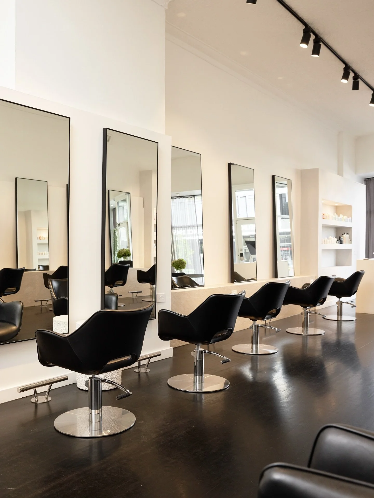 We love to welcome fresh new faces into our space, with an extremely talented team specialising in all things beautiful hair. Waiting to give you the Oxhey experience. 

We can&rsquo;t wait to meet you! 🤍🤍

For all bookings + enquires please email 