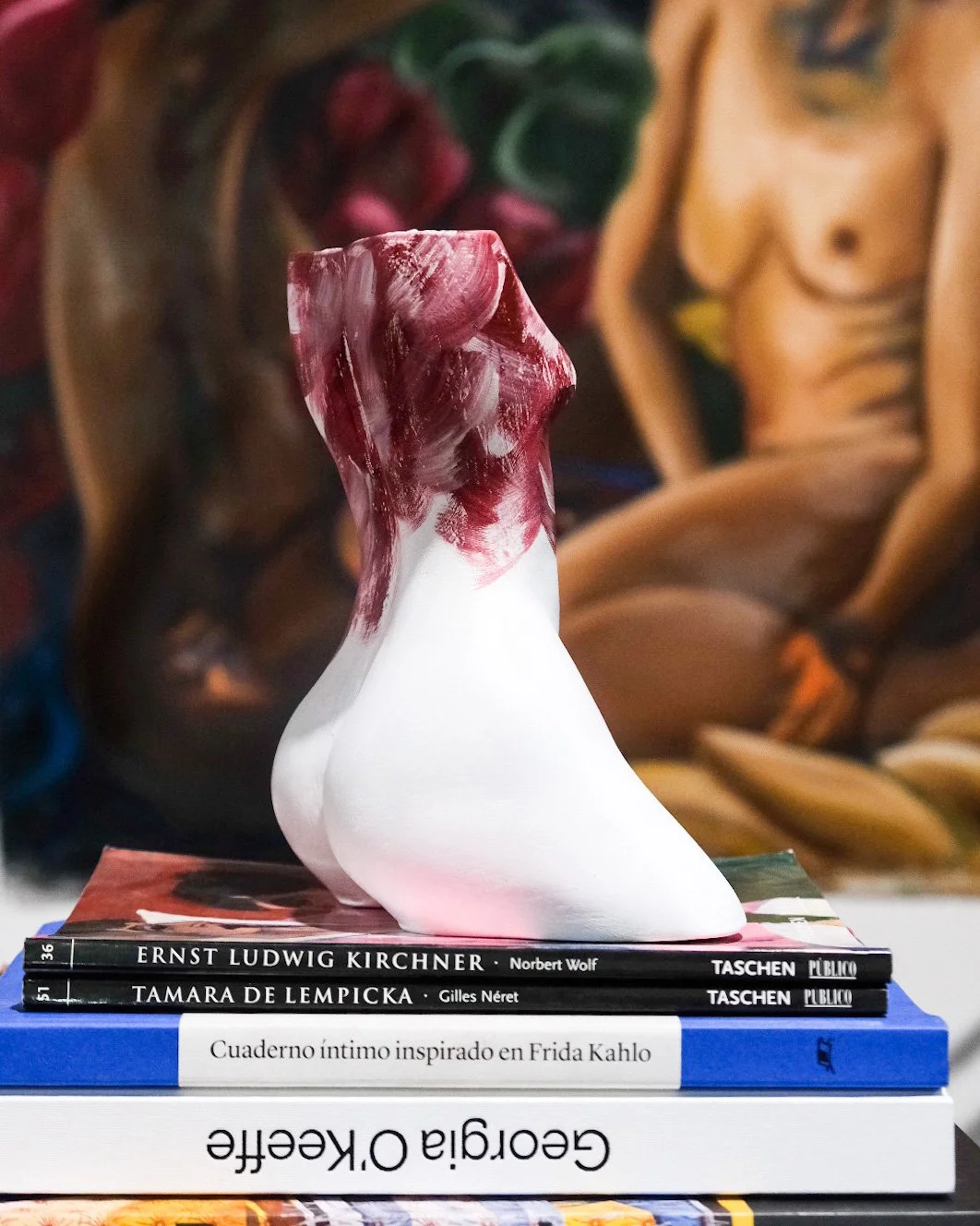 figurative sculpture, female body, female torso