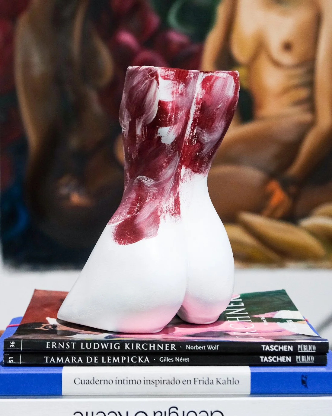 figurative sculpture, female body, female torso