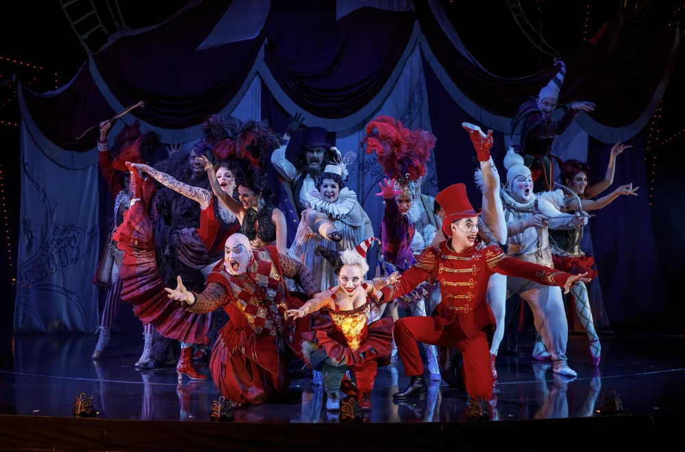 The Phantom Returns To Austin In Love Never Dies Black Texas