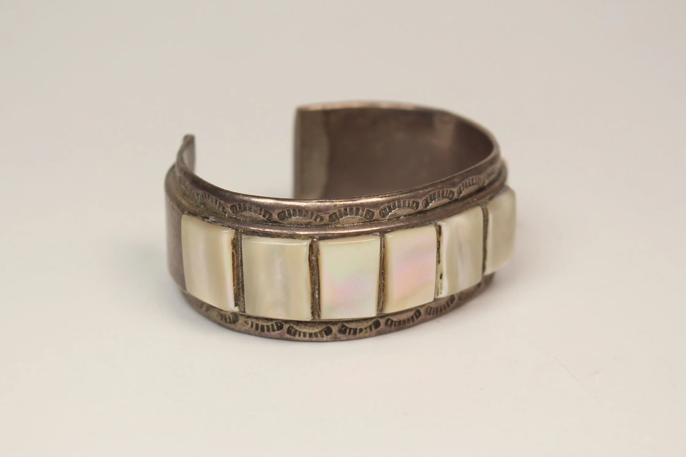 Vintage 1970's Navajo Mother of Pearl Cuff