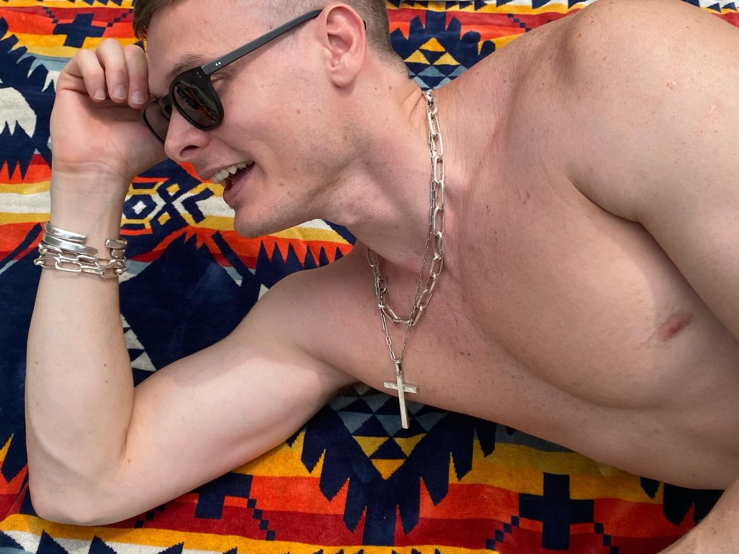 🔥 SUMMERTIME SUMMERTIME 🔥Pendleton Beach Towel✔️. Non_Type Sunglasses✔️ GonMartin Handforged Jewelery ✔️ 🔥🔥🔥 OPEN EVERYDAY TILL CHRISTMAS