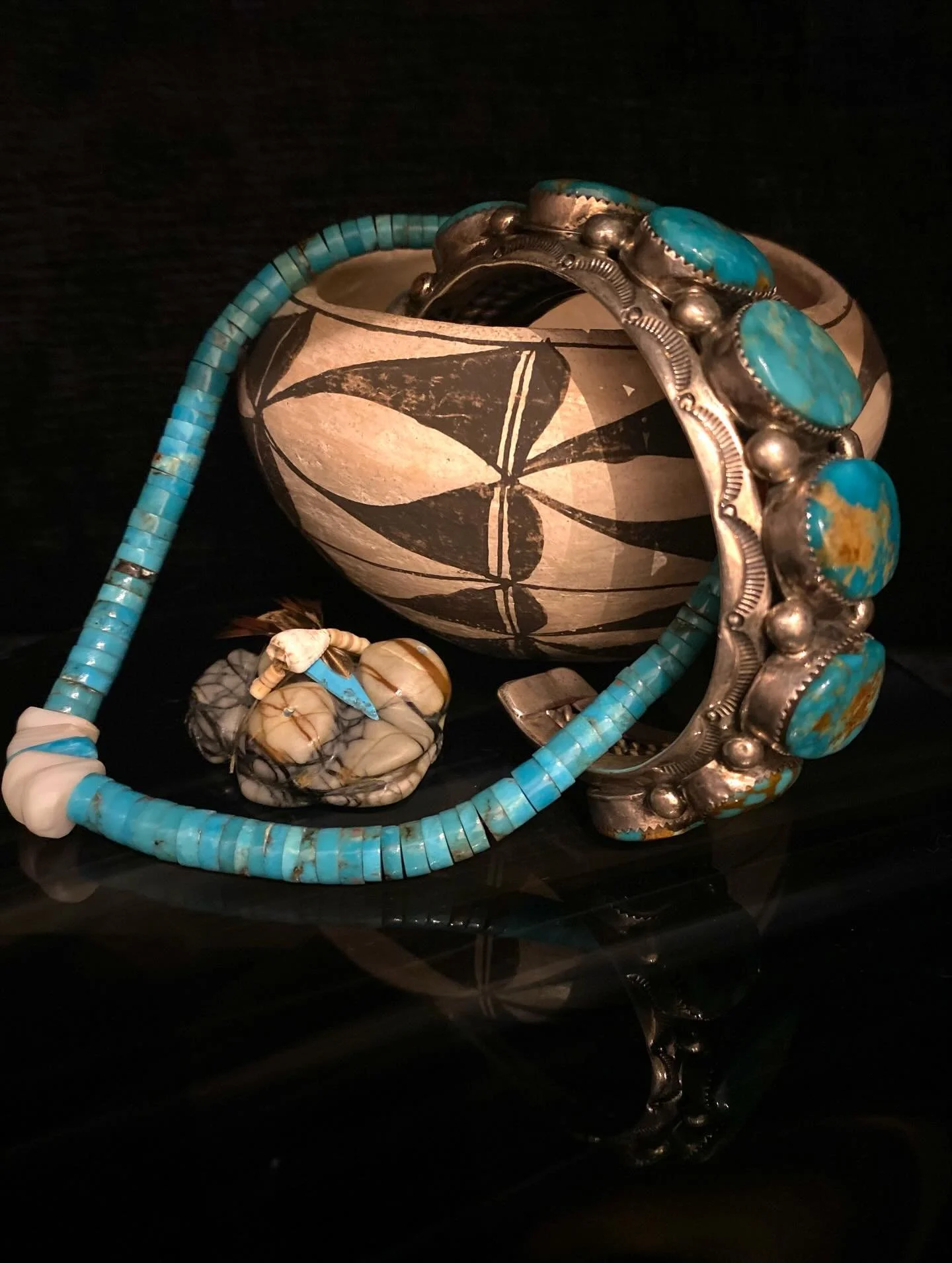 New Vintage Arrivals ~ Vintage MidCentury Navajo Pilot Mountain Turquoise &amp; Sterling Cuff .. stunning Mid Century Pueblo Turquoise Jacla Necklace &hellip;&amp; a hilarious 1980&rsquo;s Zuni Froggy 😍 #SouthWestTrader #NativaAmericanArt