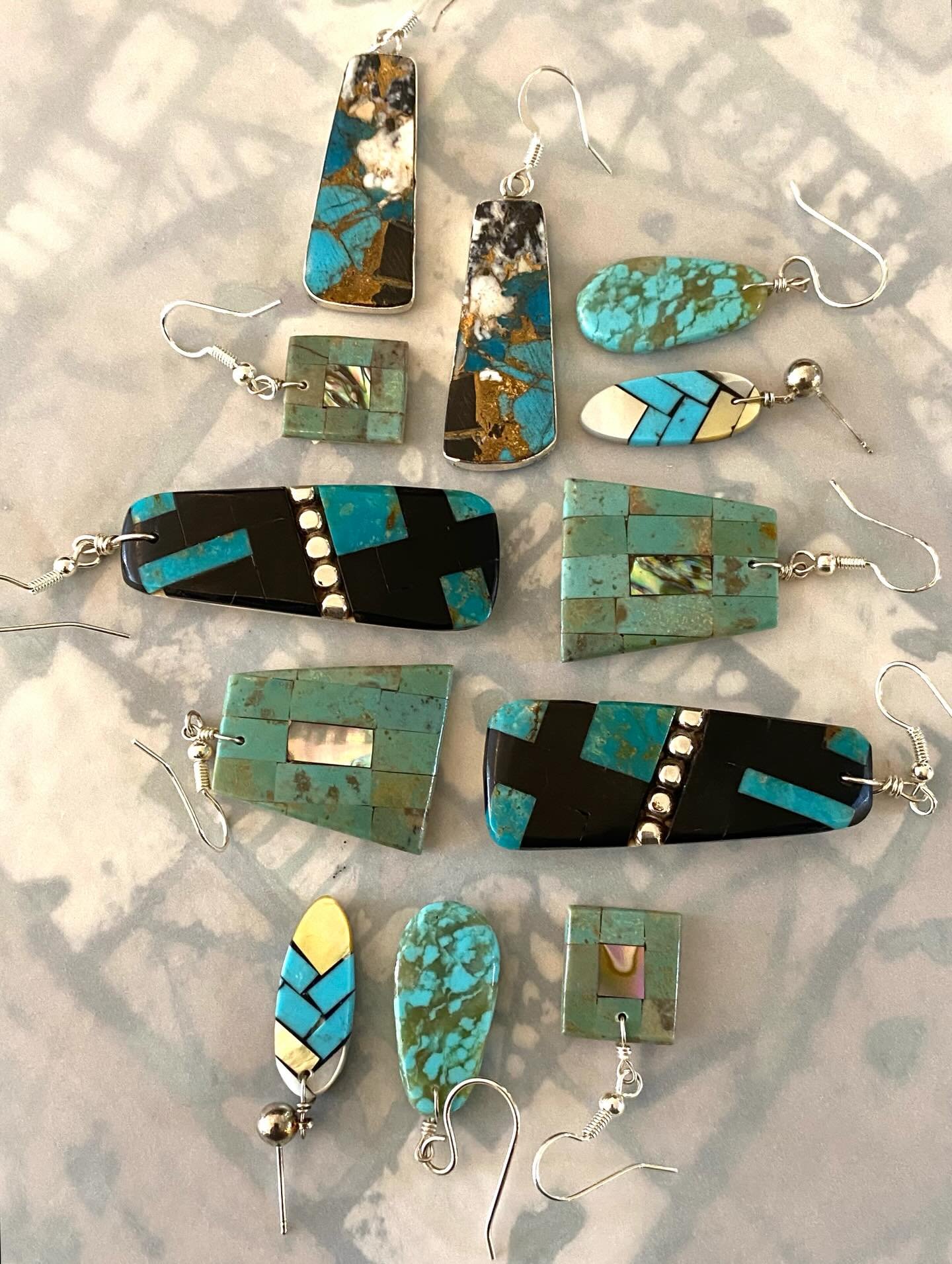 Summertime, Summertime 🌞🌞🌞 some easy living beauties from the Kewa Tribe of The Land of Enchantment &hellip; Turquoise, Jetstone, Mother of Pearl, Spondylus &amp; Sterling 🌞🌞🌞